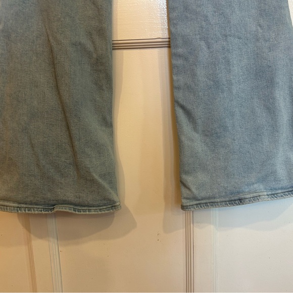 Abercrombie & Fitch The Flare Ultra High Rise Jeans size 29/8L - Picture 5 of 6